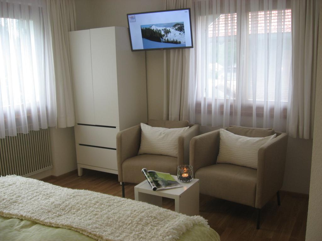 Gaestehaus Laesser Mellau Habitación foto